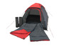 Une tente High Peak rouge avec un sac de couchage et un matelas.