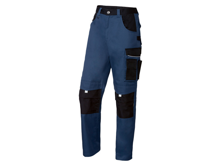 Blauwe werkkleding met zwarte details en meerdere zakken.