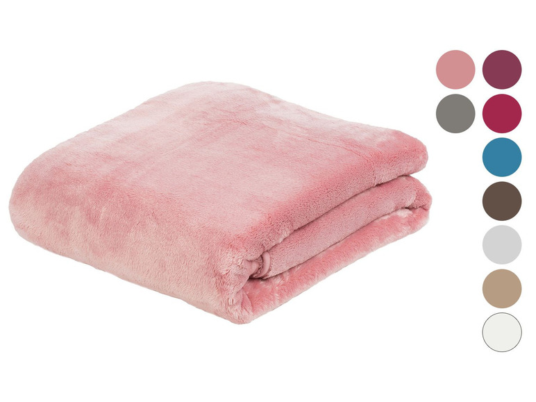 Une couverture en peluche rose disponible en plusieurs couleurs.