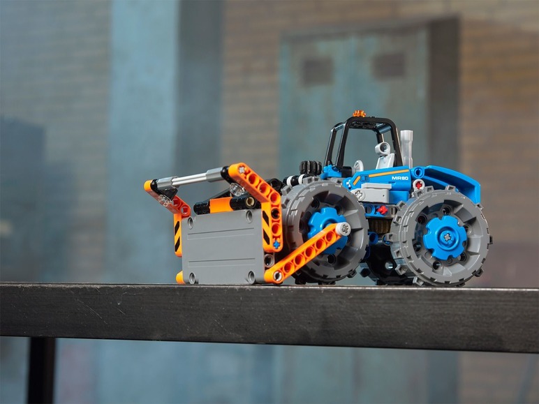 Ga naar volledige schermweergave: LEGO® Technic Afvalpersdozer (42071) - afbeelding 10