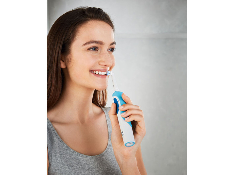 Ga naar volledige schermweergave: Oral-B Elektrische tandenborstel Starterpack - afbeelding 3