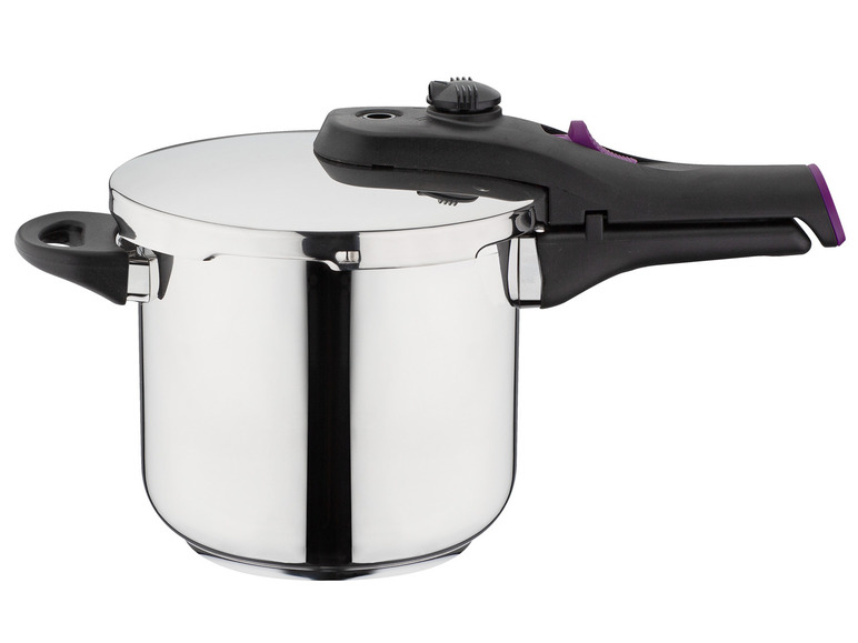 Une cocotte-minute en acier inoxydable avec des poignées noires.