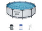 Een Bestway Steel Pro MAX zwembad met filter en ladder.
