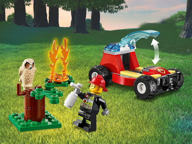 Aller en mode plein écran LEGO® City Le feu de forêt (60247) - Photo 6