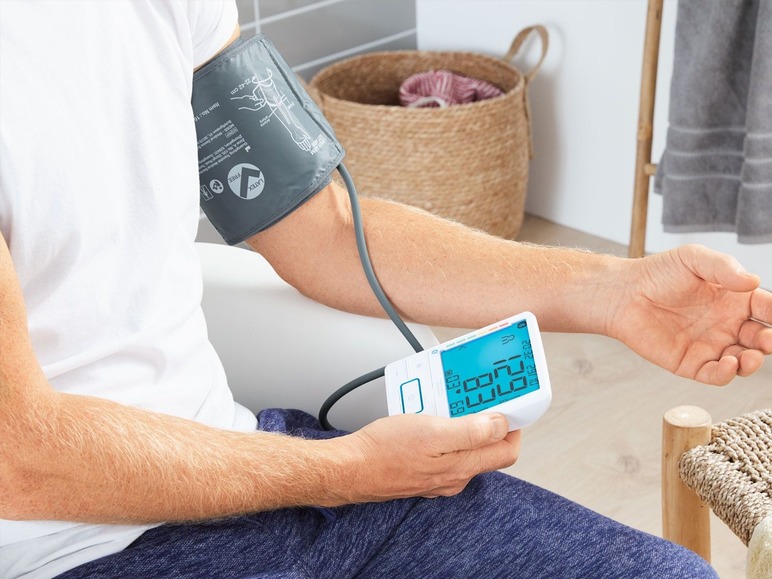 Ga naar volledige schermweergave: SILVERCREST® PERSONAL CARE Bloeddrukmeter met Bluetooth SBM 69 - afbeelding 3