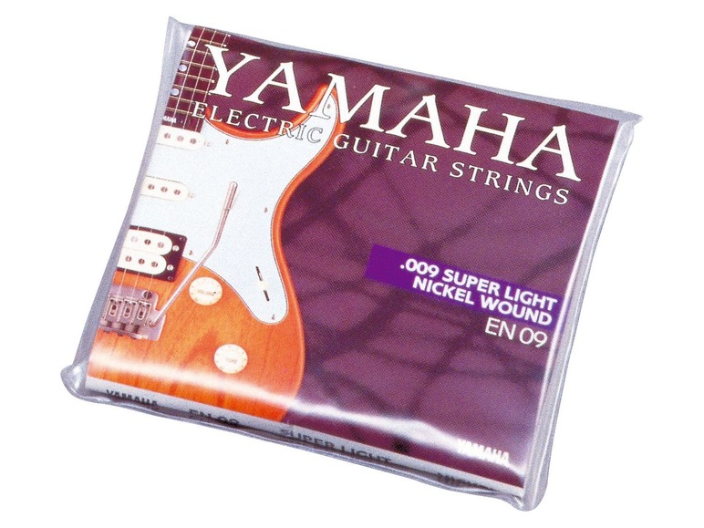 Ga naar volledige schermweergave: YAMAHA Elektrische gitaarset ERG121GPIIHII - afbeelding 8