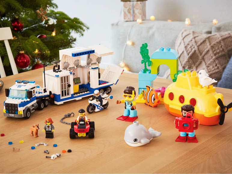 Ga naar volledige schermweergave: LEGO® City Mobiele commandocentrale (60139) - afbeelding 4