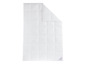 Couette en duvet blanc de la marque 'Sannwald'.