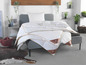 Couette blanche de la marque 
