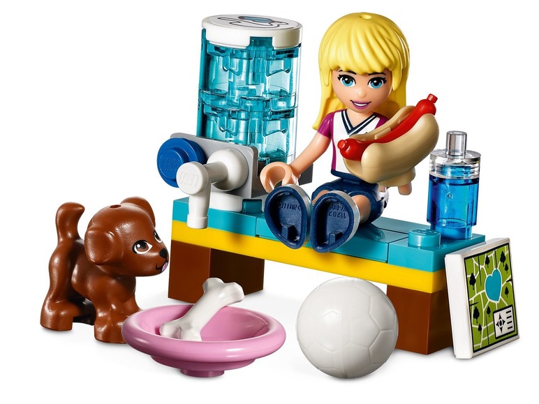 Ga naar volledige schermweergave: LEGO® Friends Stephanie's voetbaltraining (41330) - afbeelding 11