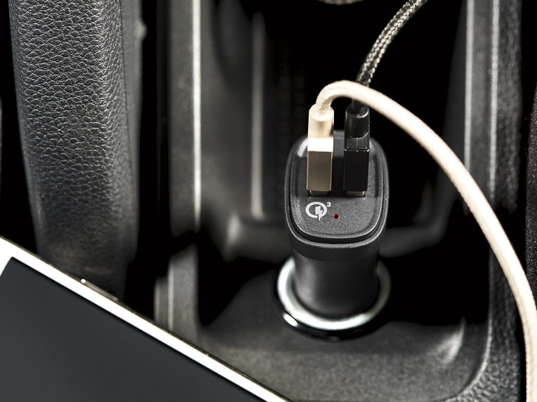 Aller en mode plein écran SILVERCREST® Chargeur voiture avec 2 ports de charge USB - Photo 2