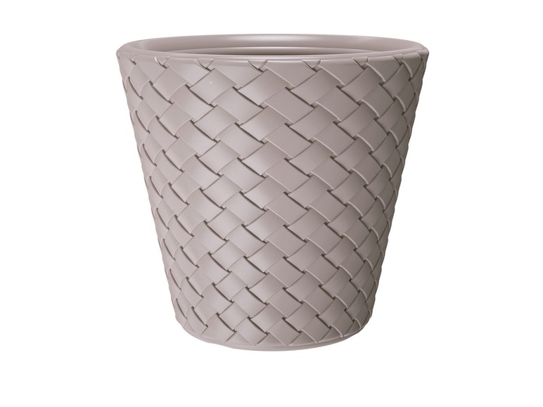 Grijze plastic plantenpot met een geweven patroon.
