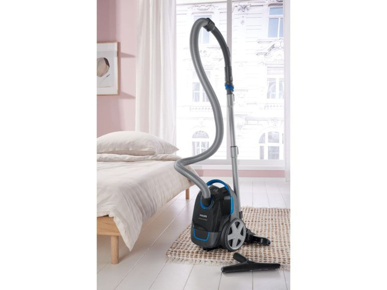 Aller en mode plein écran PHILIPS Aspirateur FC 8370/09, 900 W, sac à poussière 3 L - Photo 2