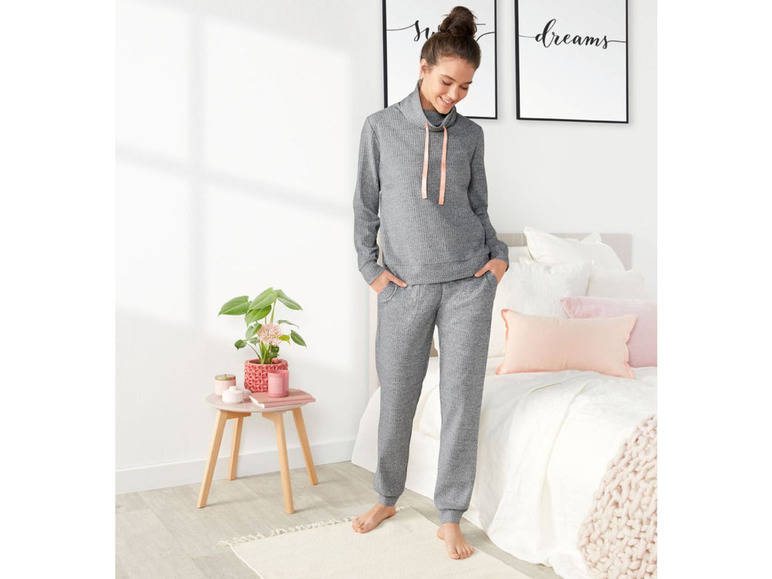 Aller en mode plein écran esmara® Ensemble détente pour femmes, polyester et élasthanne - Photo 11