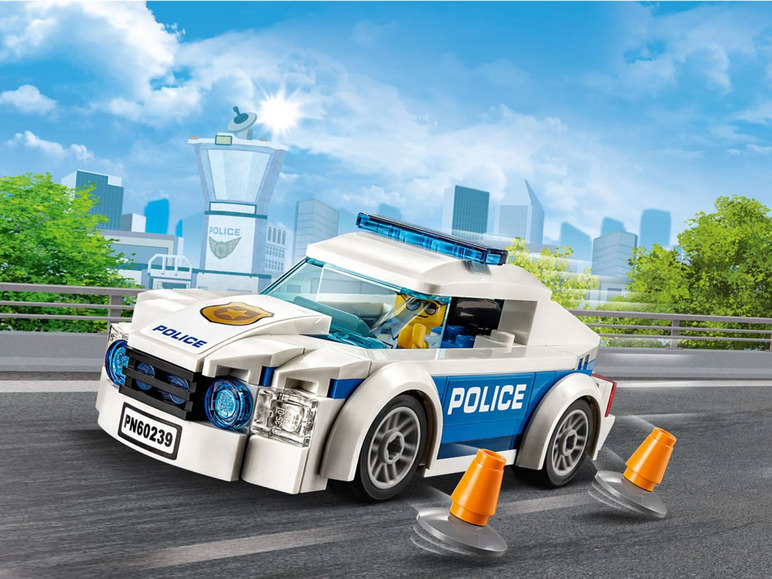 Ga naar volledige schermweergave: LEGO® City Politiewagen (30239) - afbeelding 4