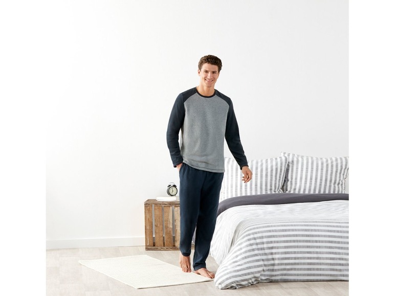 Aller en mode plein écran LIVERGY® Pyjama pour hommes en fibre polaire - Photo 10