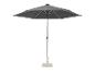 Parasol de terrasse gris avec manivelle et base carrée.