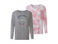 Twee lange mouw shirts: een grijs shirt met de tekst 'Natural beauty within, love yourself' en een roze shirt met een tie-dye print.