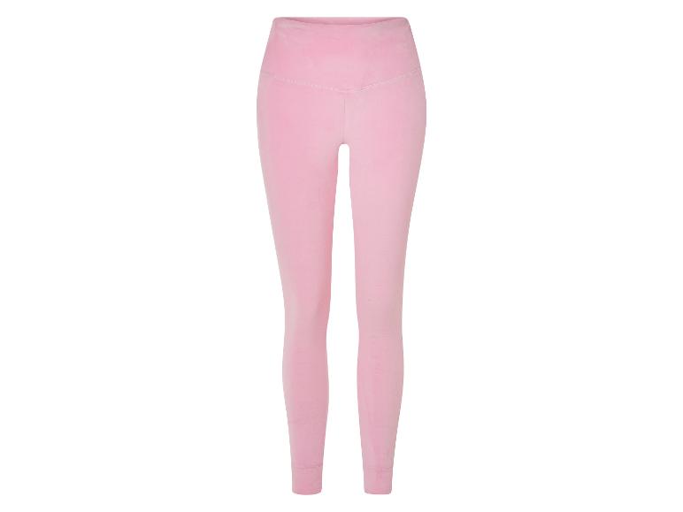 Un legging rose pour femme.