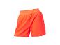 Helderoranje sport shorts.