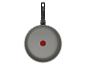 Grijze Tefal koekenpan met zwart handvat en rode warmte-indicator