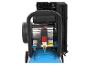 Blauwe compressor met zwarte behuizing.