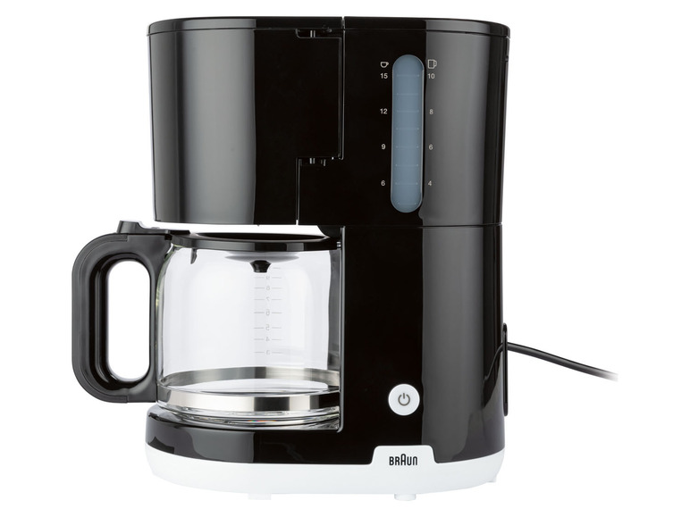 Een zwarte Braun koffiezetapparaat met glazen kan.