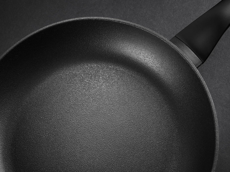 Ga naar volledige schermweergave: ERNESTO® Gegoten aluminium pan, Ø 28 cm, anti-aanbaklaag - afbeelding 4