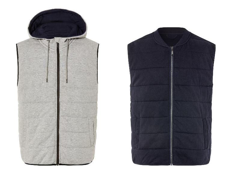 Deux gilets pour homme, l'un avec une capuche et l'autre matelassé.