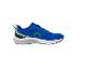 Blauwe sportschoenen, model voor hardlopen.