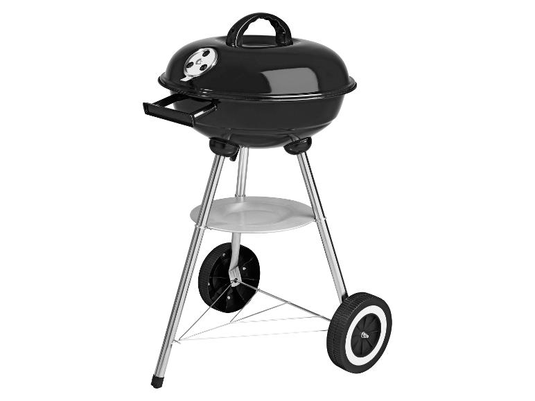Zwarte kogelbarbecue op houtskool met wielen en opbergplank
