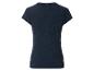 Een donkerblauw T-shirt met korte mouwen.