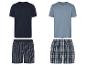 Pyjama's: T-shirts en boxershorts met strepen en ruitjes.