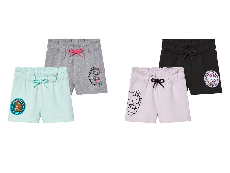 Quatre shorts avec des motifs Hello Kitty et Pat' Patrouille.