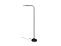 Zwarte staande lamp met gebogen arm, ca. 130 cm hoog.