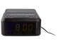 Un réveil radio Silvercrest noir avec écran numérique et station de charge.