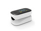 Een witte vingertop-pulsoxymeter met een digitaal display.