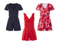 Drie jumpsuits: donkerblauwe, rode en roze met bloemenprint.