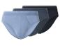 Trois slips pour hommes dans des tons de bleu et de bleu marine.