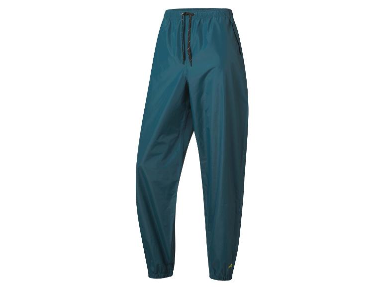 Een donkerblauwe broek met trekkoord van Berghaus.