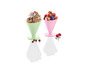 Deux coupes à glace, l'une avec de la glace à la noisette et au chocolat, l'autre avec des fruits.