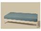 Licht houten bed met matras en blauwgrijs hoeslaken