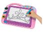 Une tablette de dessin Disney Princess rose de Clementoni avec un stylo.