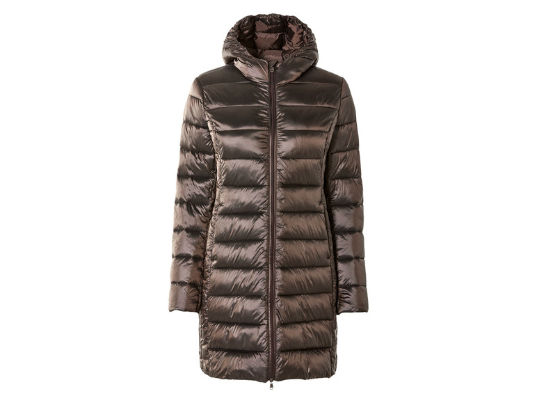 Une veste matelassée longue de couleur marron avec une capuche.