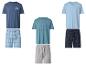 Drie herenpyjamasets: blauw met 'Call it a day' tekst, teal met 'Life is better in pyjamas' tekst en lichtblauw met bedrukte shorts.