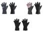Trois paires de gants d'hiver en gris, rose et noir.