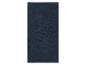 Serviette bleu foncé sur fond blanc