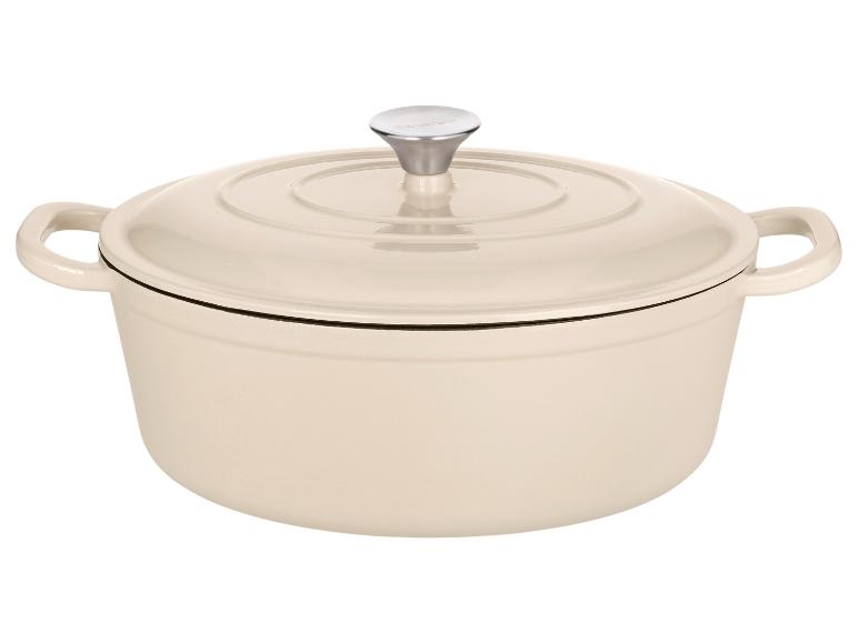 SilverCrest geëmailleerde gietijzeren pan in crèmekleur met deksel en handvatten.