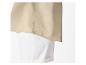 Onderkant van een beige overhemd over een witte korte broek