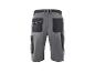 Shorts de travail gris avec poches noires et détails réfléchissants.